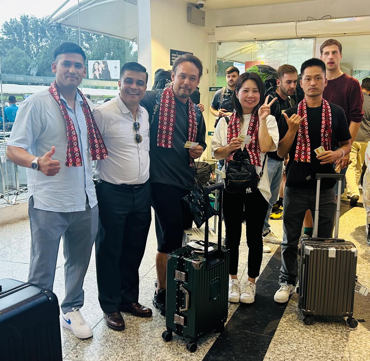 Welcoming Japanese delegation at airport